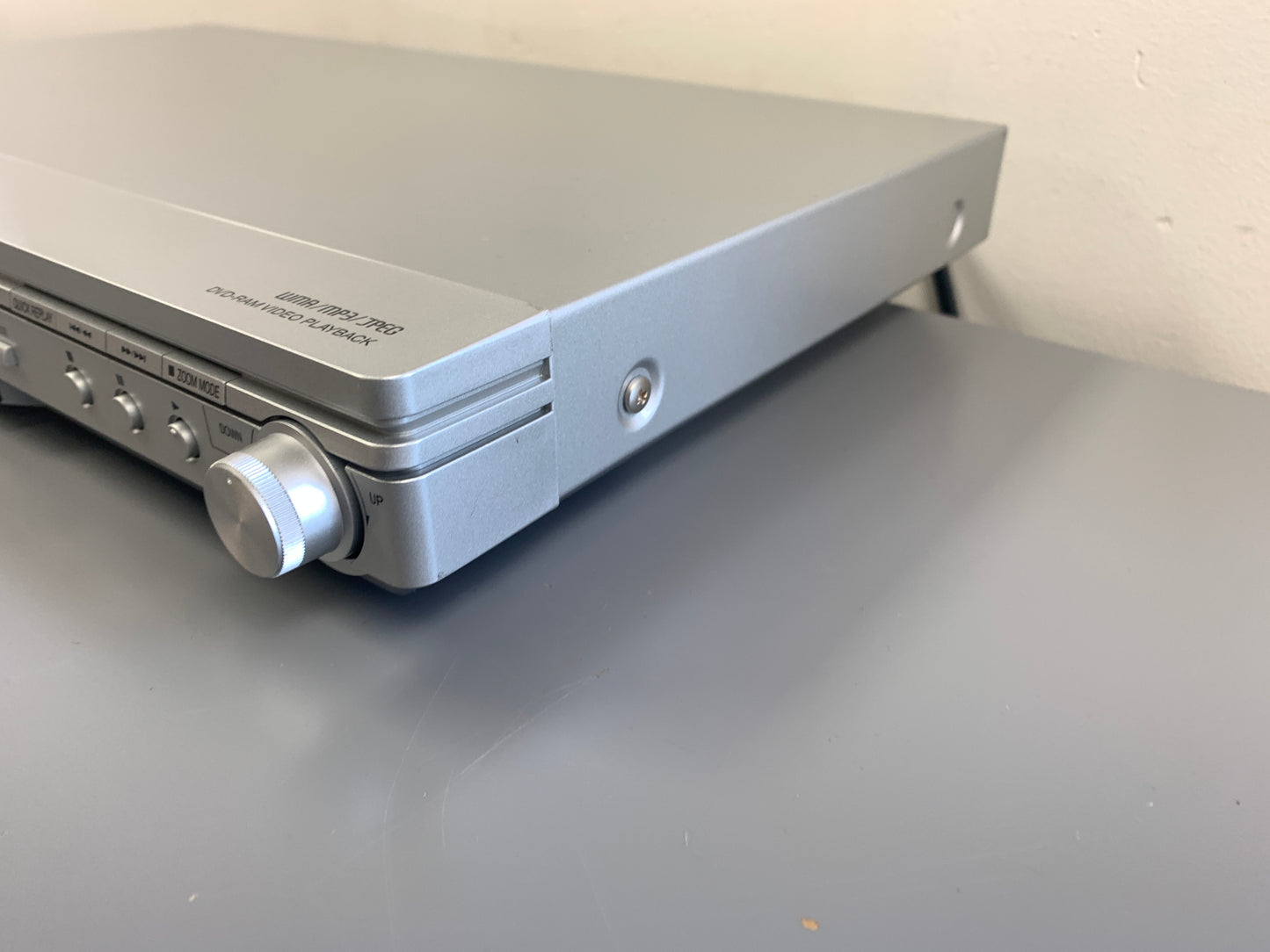 Panasonic DVD-S35 CD/DVD Player