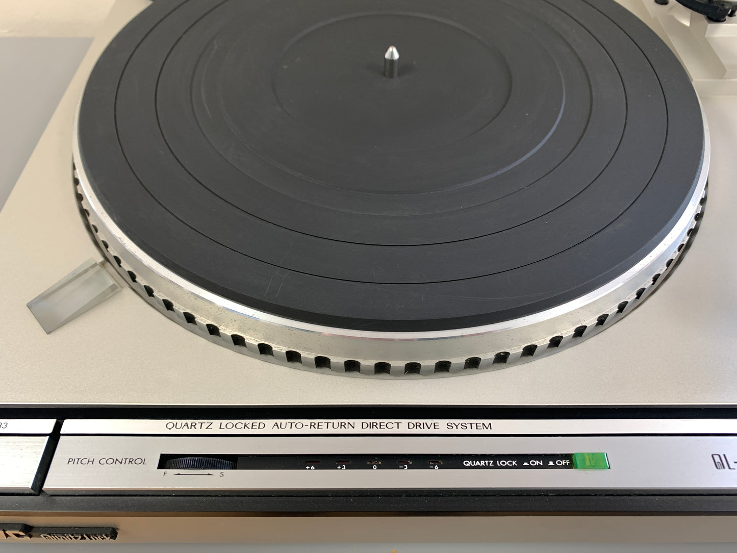 JVC QL-A5 Direct Drive Quartz Locked Turntable