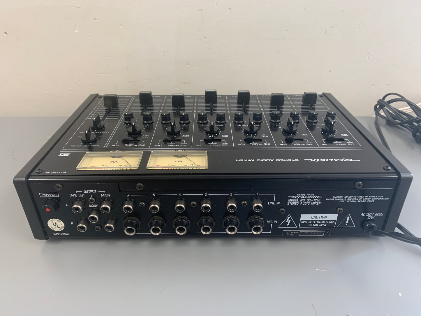 Realistic Stereo 32-1210 Mixer with Phono Inputs