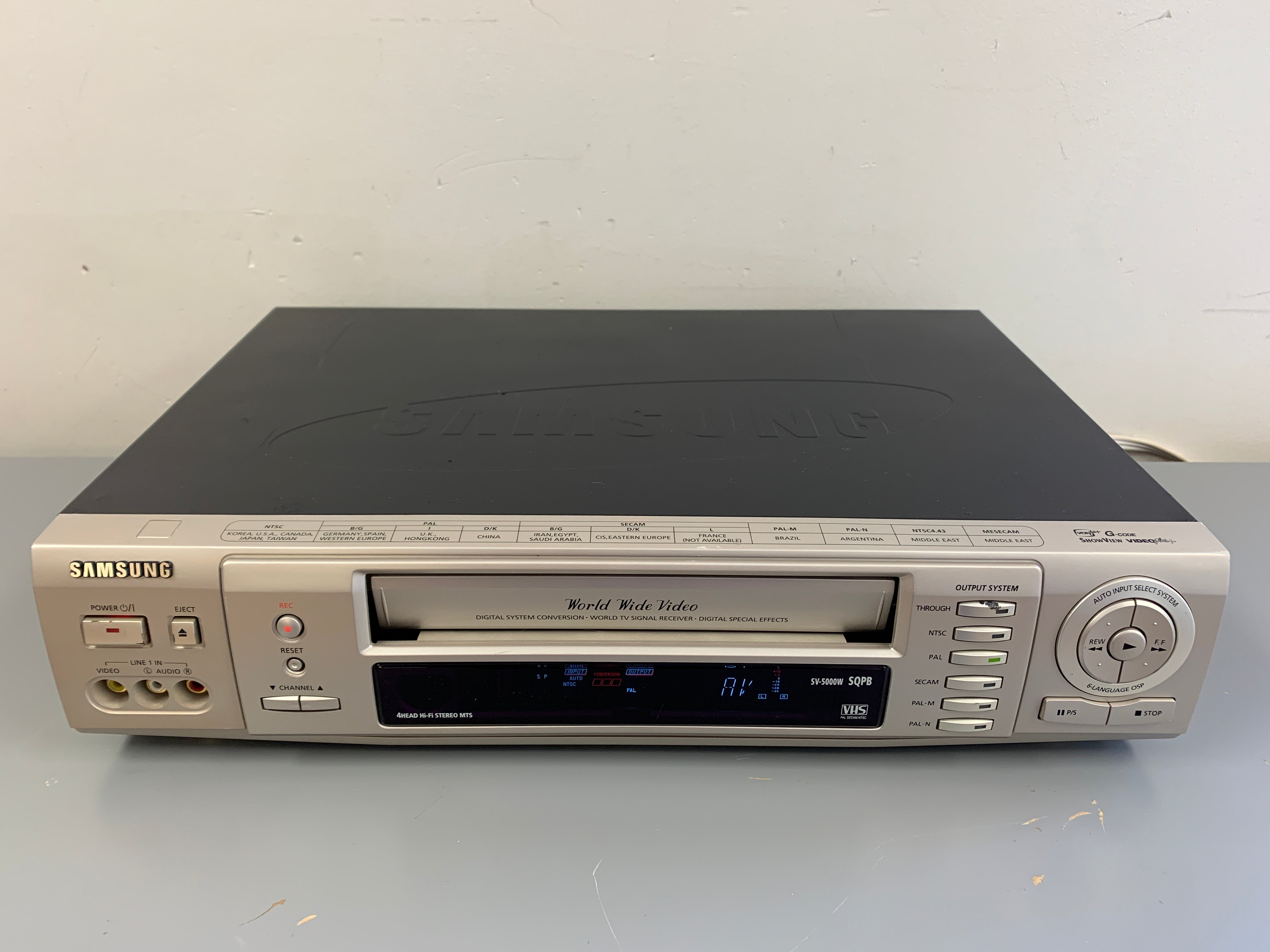 Samsung SV-5000W Worldwide VHS Player