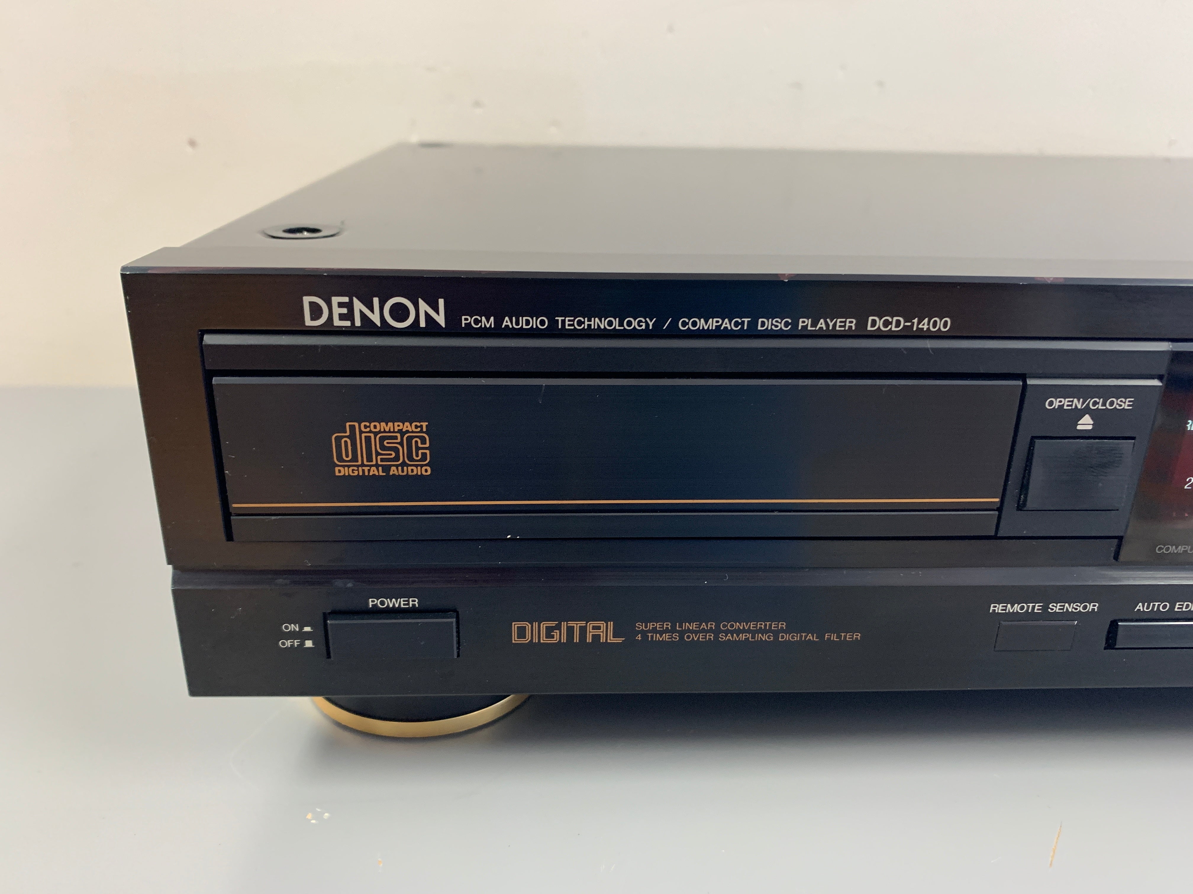 Denon DCD-1400 Single CD Player – The Turntable Store