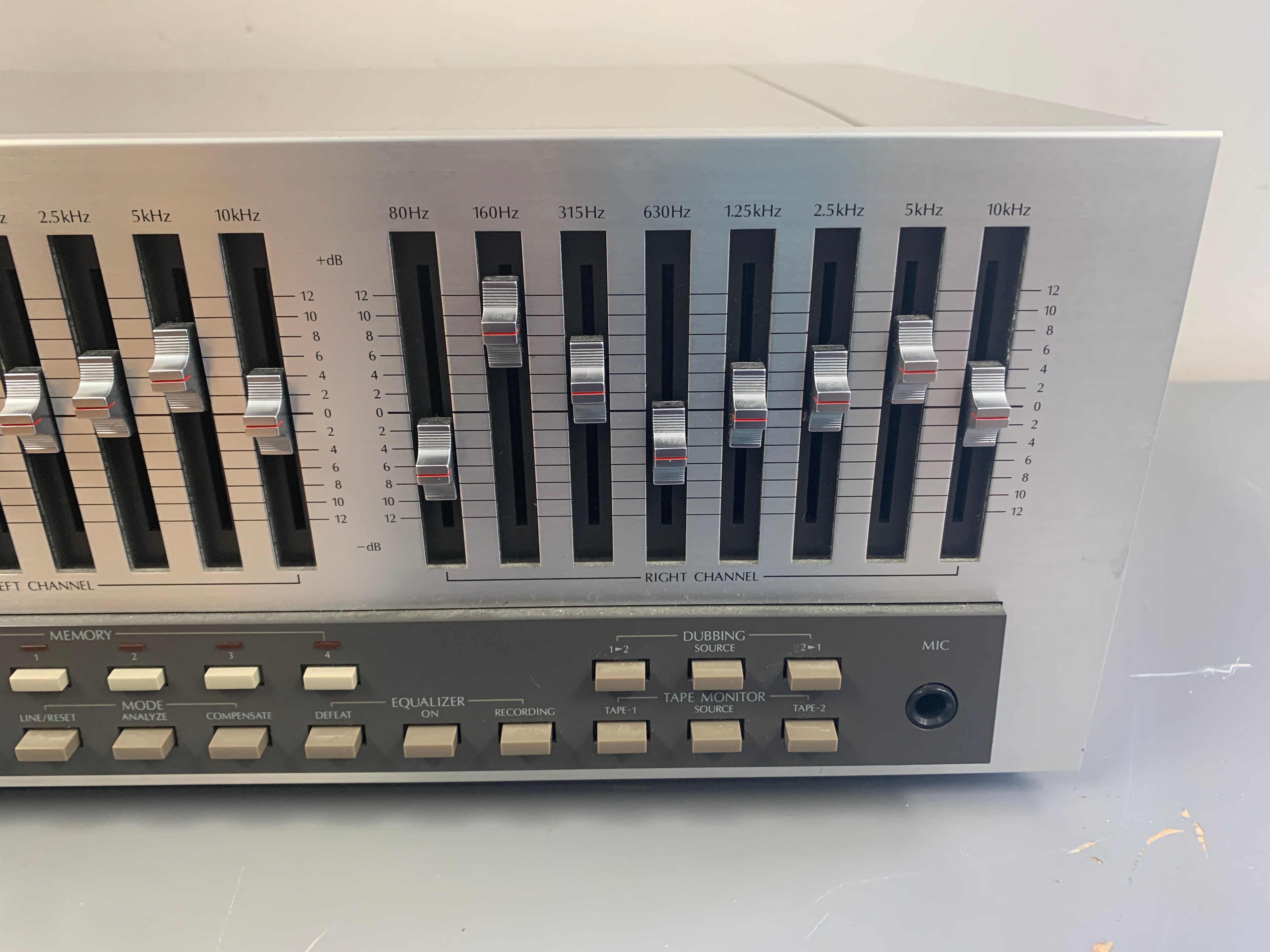 VINTAGE SANSUI sale 9