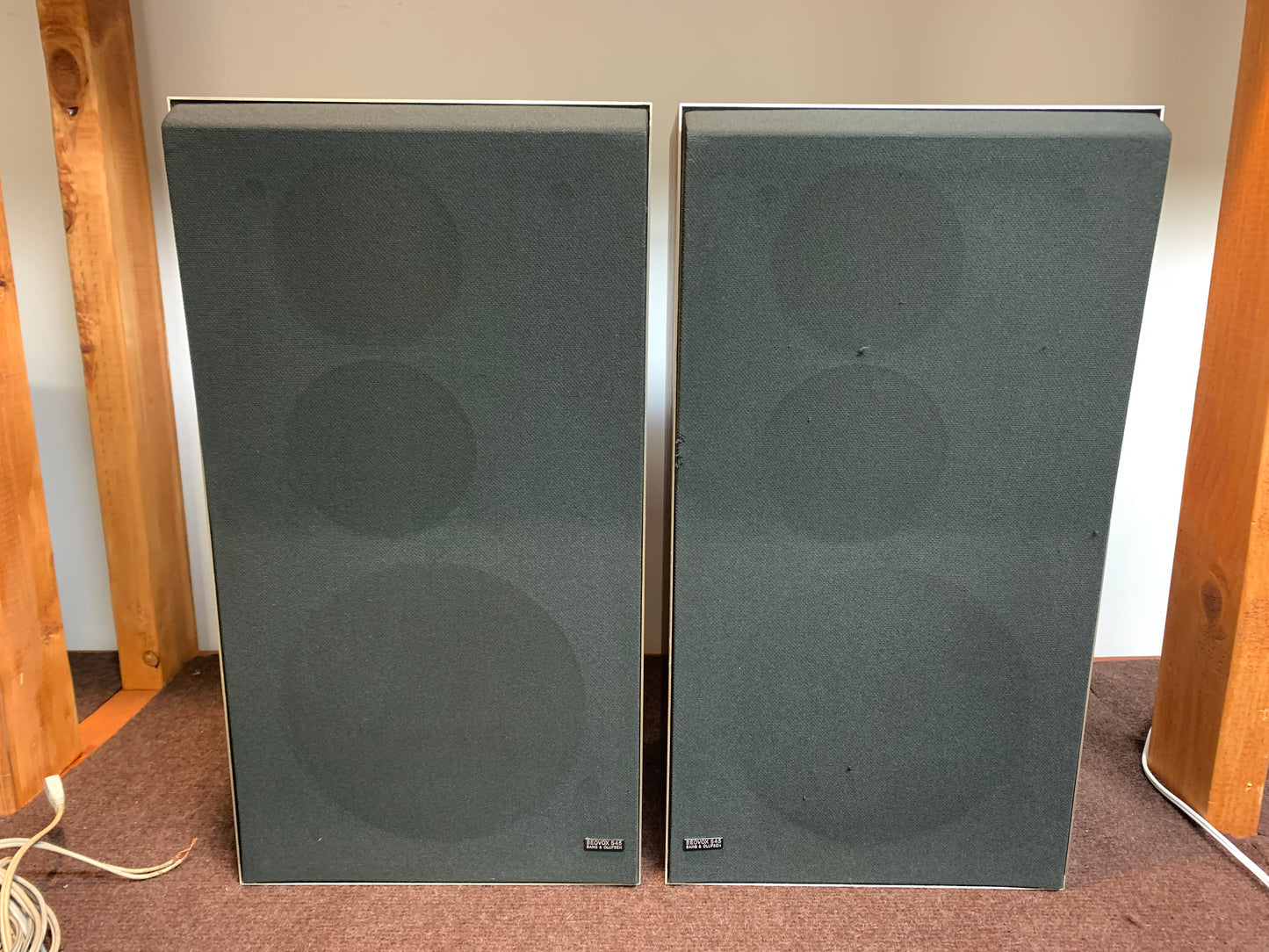 Bang & Olufsen * Beovox S45-2 Speakers