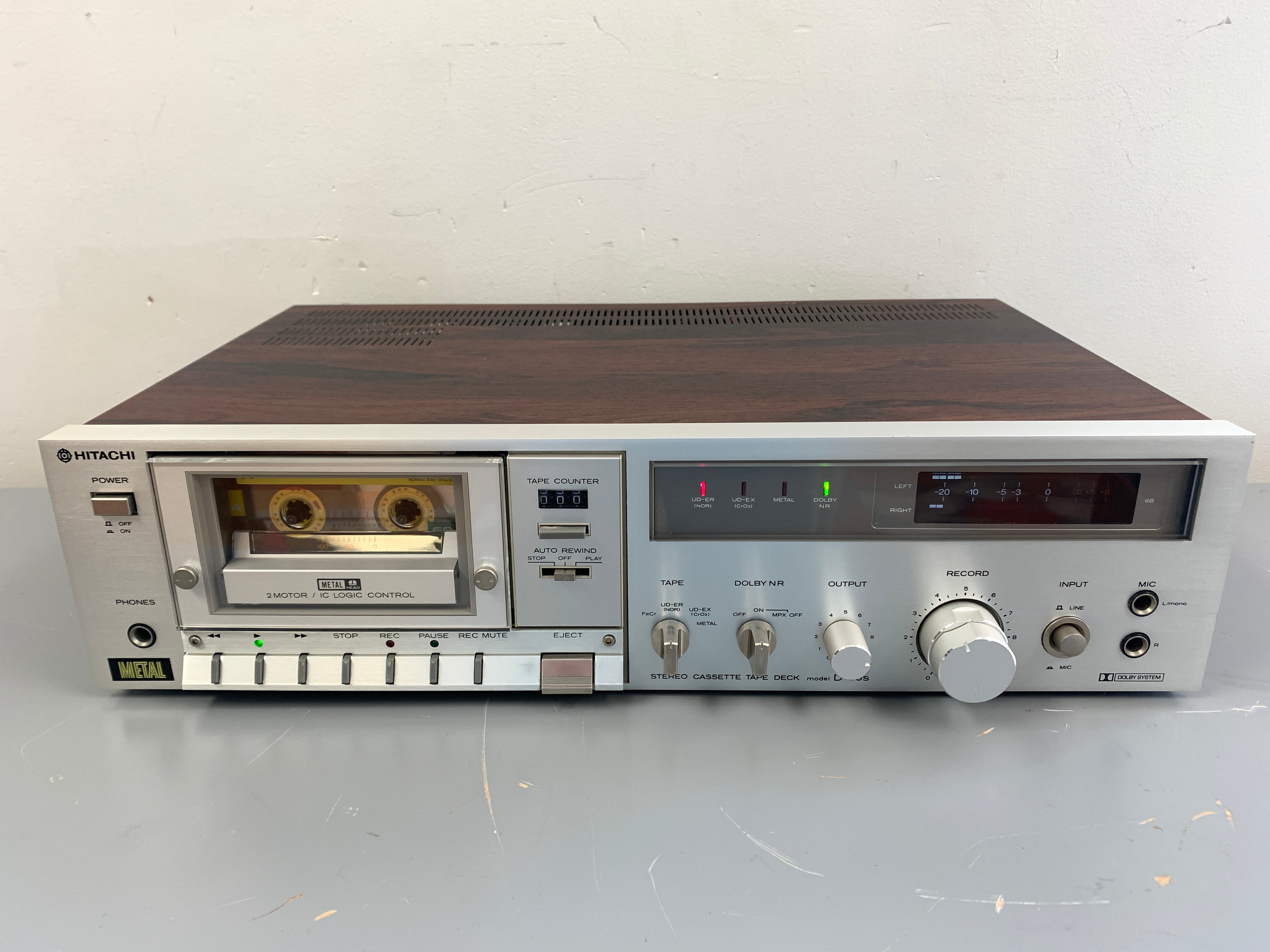 Hitachi D-75S Single Cassette Deck * Fully Serviced !!!! – The Turntable  Store