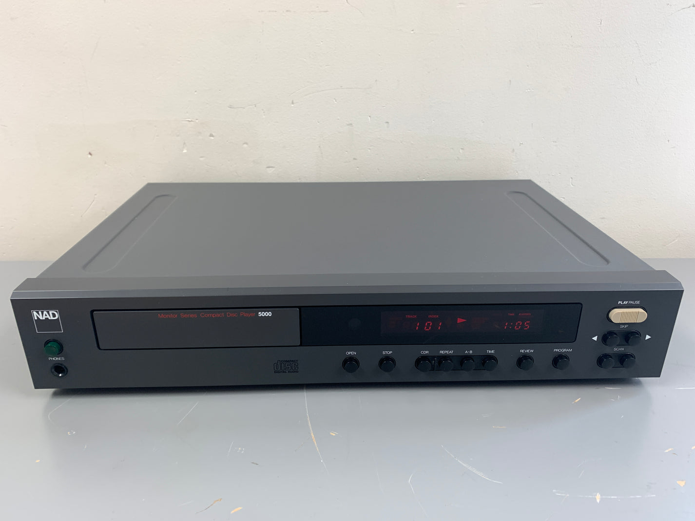 NAD 5000 Monitor Series Single CD Player – The Turntable Store