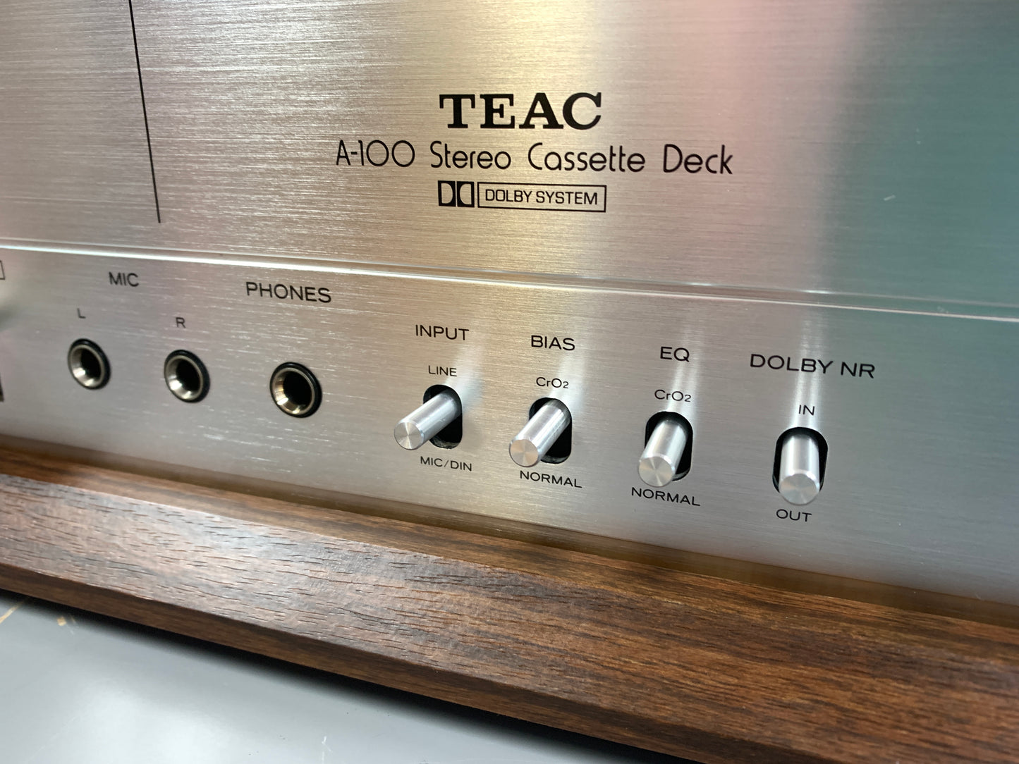 Teac A100 Stereo Cassette Deck