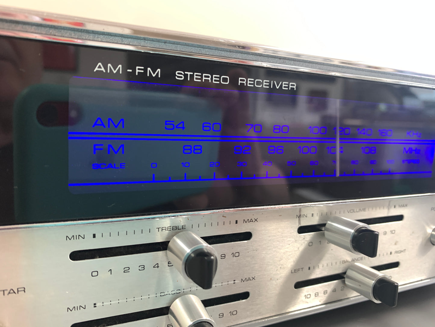 Soundesign 4456B Stereo Receiver 8-Track Player