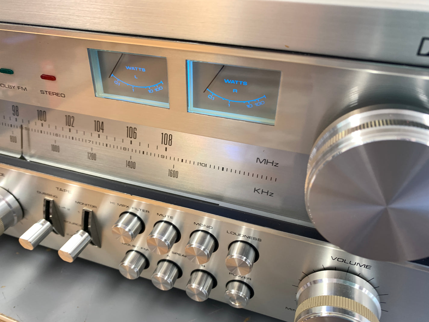 Realistic STA-2000D Stereo Receiver – The Turntable Store