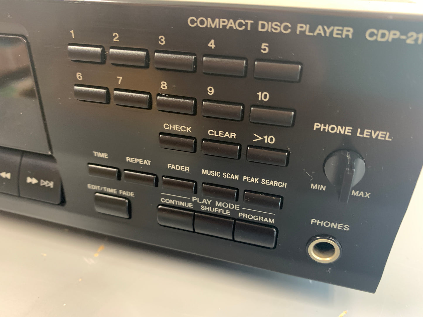 Sony CDP-211 Single Compact Disc Player