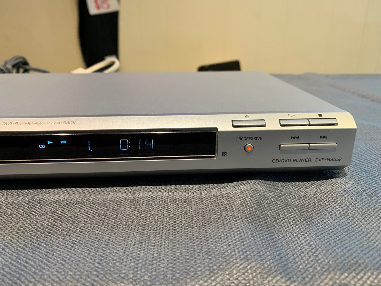 Sony CD DVD Player DVP-NS55P