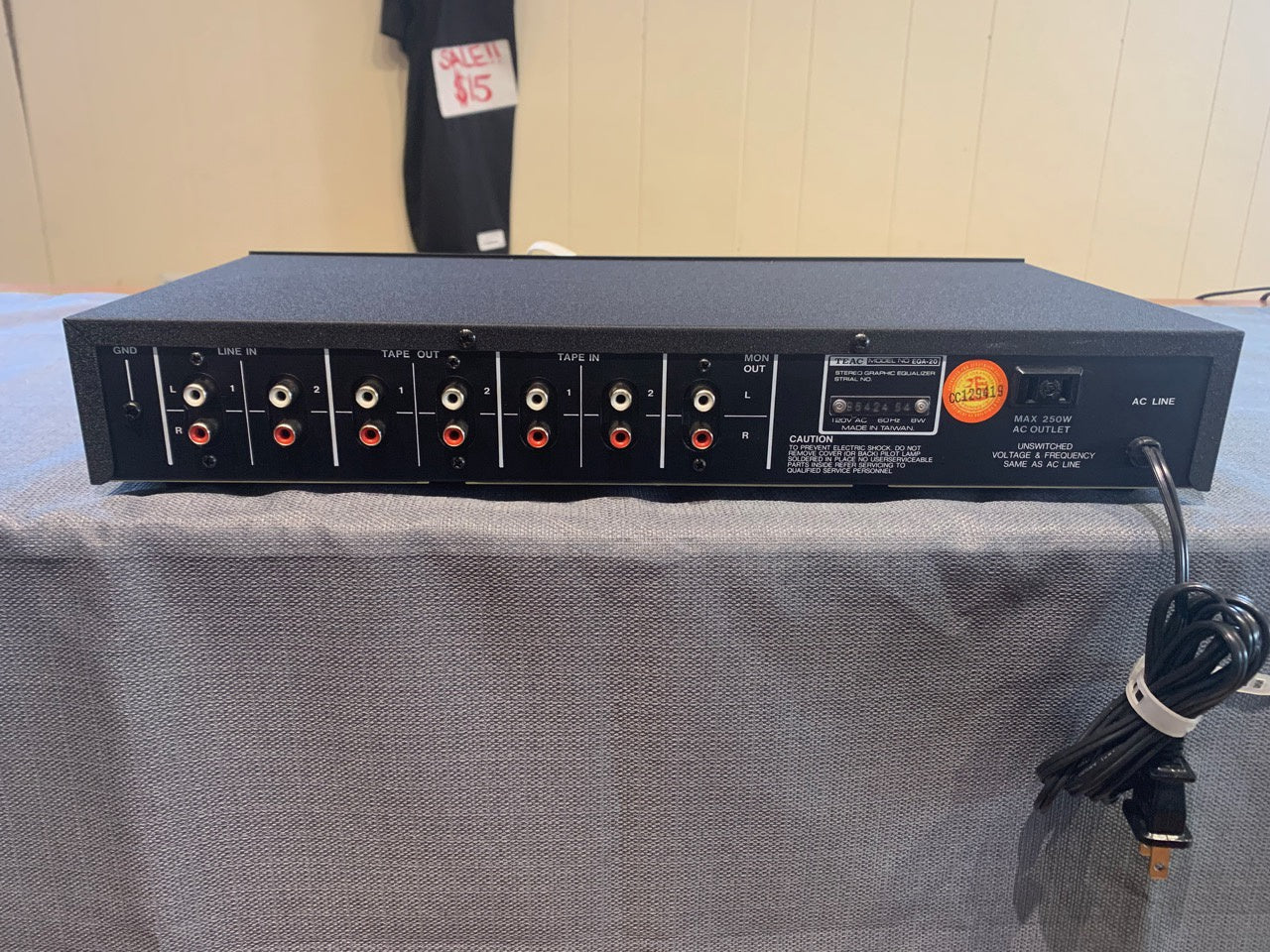 TEAC EQA-20 Stereo Graphic 10 Band outlet EQ Equalizer Spectrum Analyzer