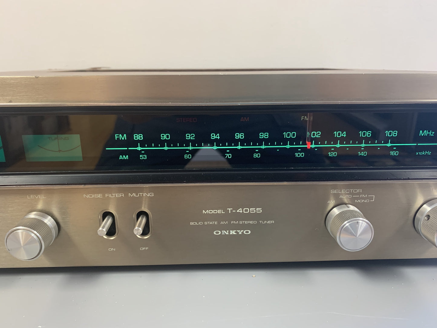 Onkyo T4055 Stereo Tuner