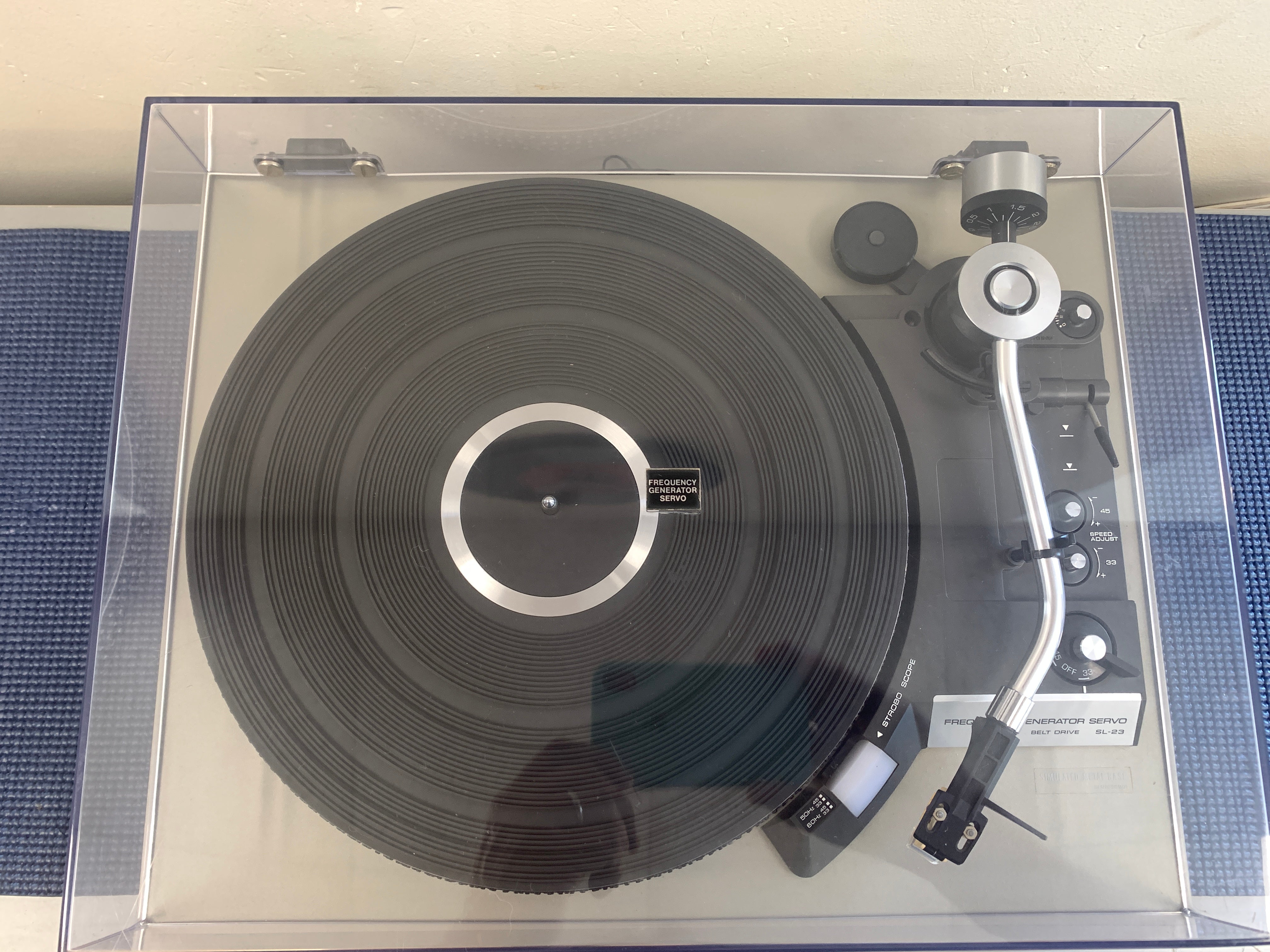 Technics Vintage SL-23 Belt Drive Semi-Auto Turntable deals Working Great !