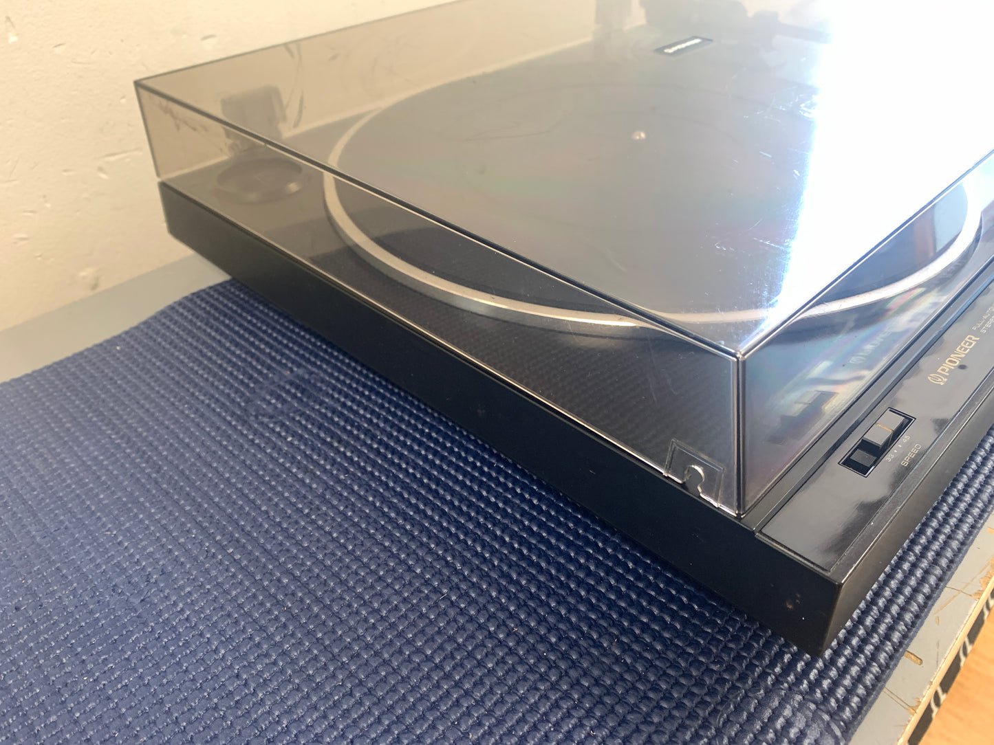 Pioneer PL-600 Belt Drive Turntable