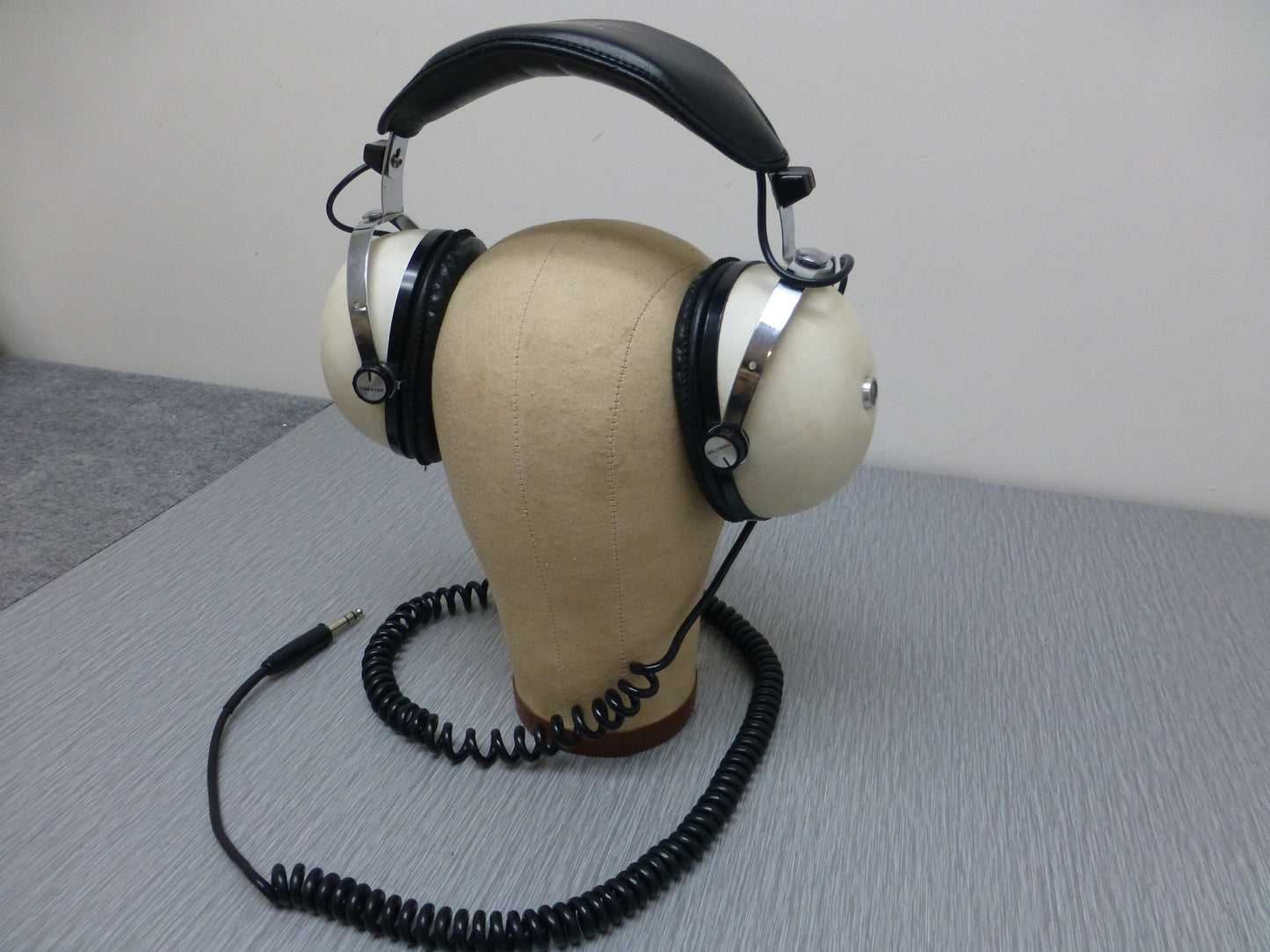 Pioneer SE-50 Stereo Headphones