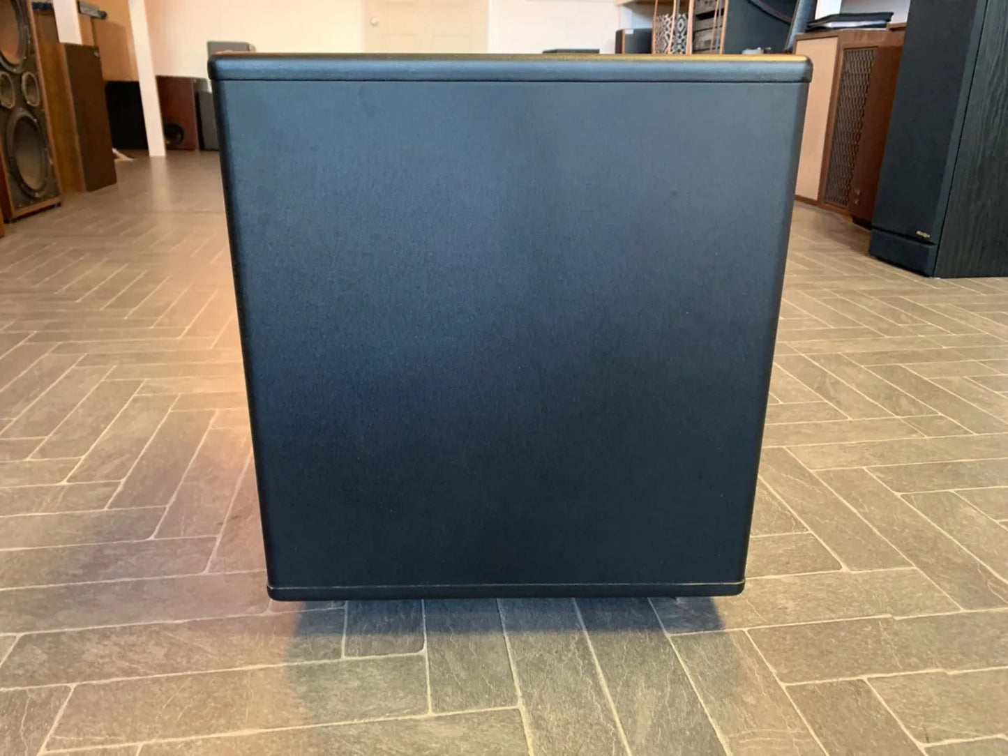 HSU VTF2 MKII Powered Subwoofer * Box