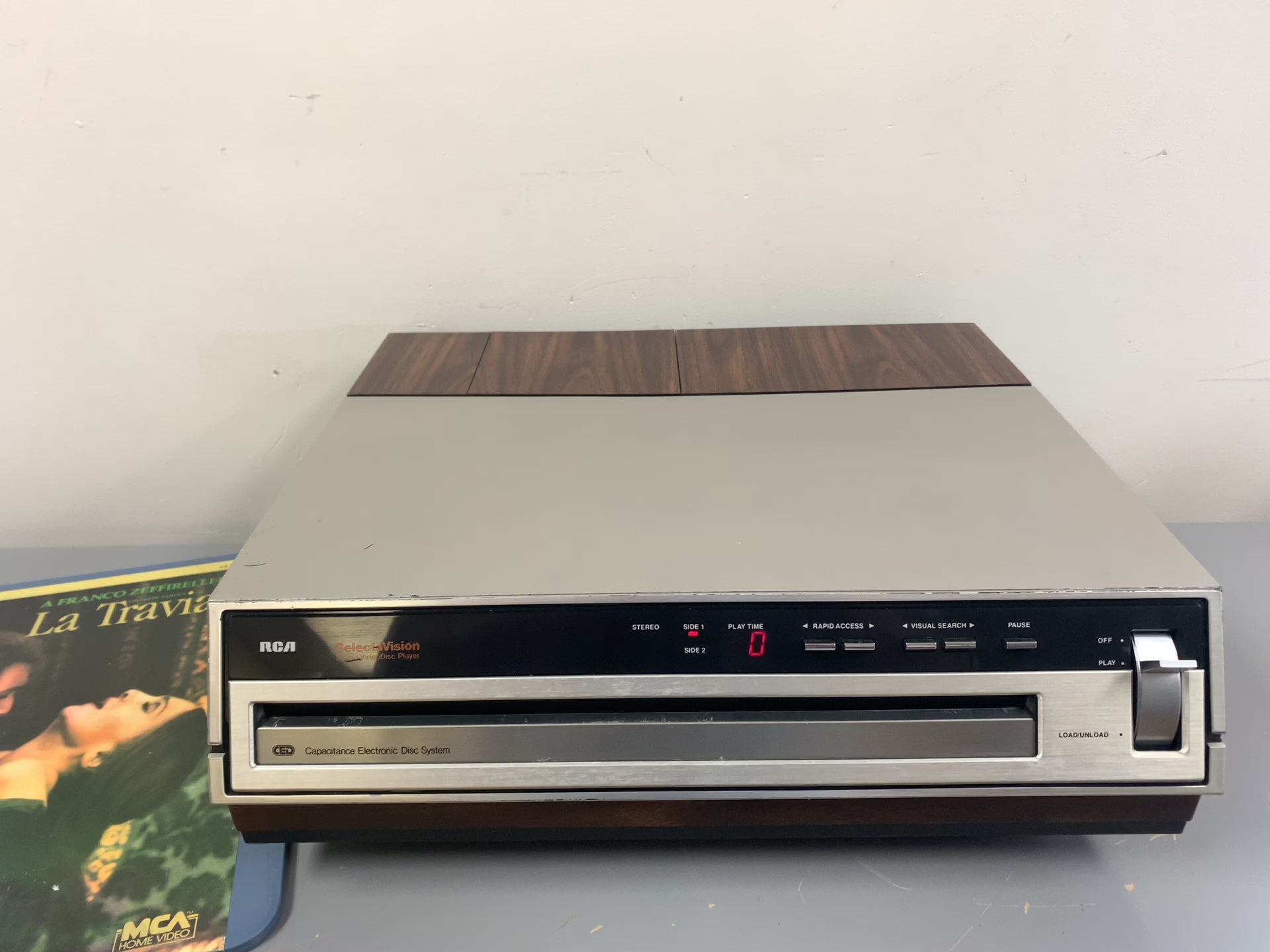 VINTAGE RCA SELECT VISION VIDEO DISC outlets PLAYER WITH 3 DISC