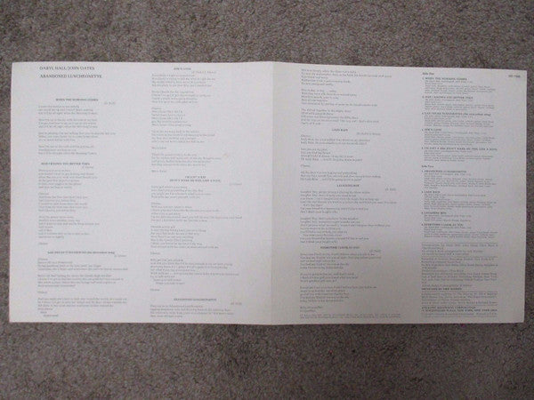 Daryl Hall & John Oates : Abandoned Luncheonette (LP, Album, PR )